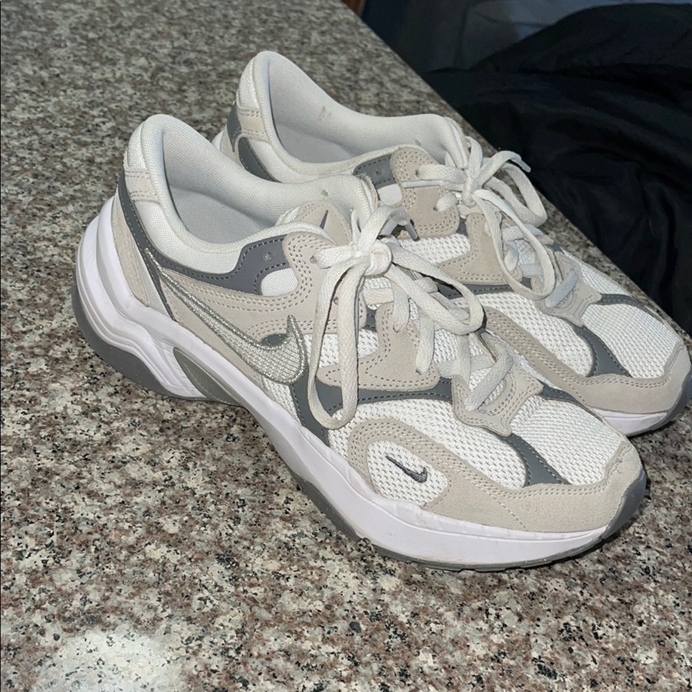 Nike AL8 Sneaker - Women's